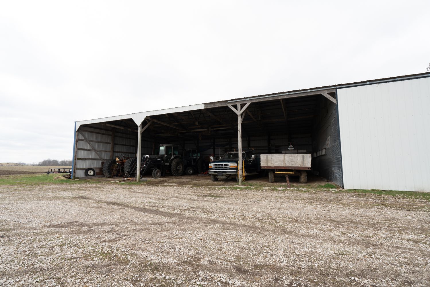 1975 County Road 1440, Moberly, MO 65270